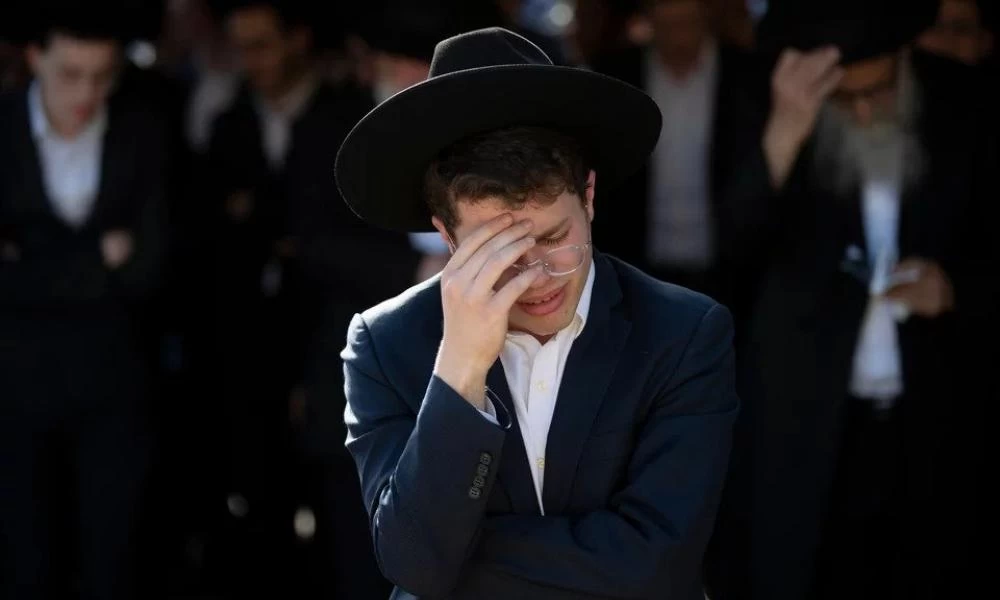 Μεσίστιες οι σημαίες στο Ισραήλ μετά την τραγωδία στο Μερόν